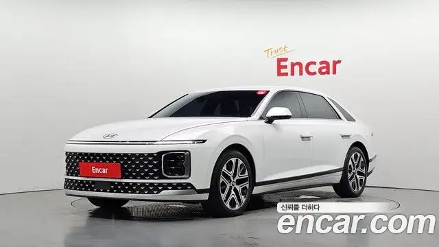 Hyundai Grandeur Premium 2023