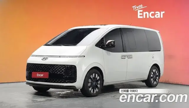 Hyundai Staria HEV 1.6 Lounge 7-Seater Inspiration 2024