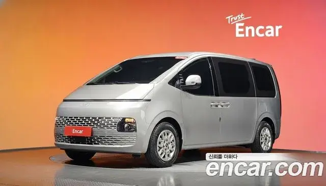 Hyundai Staria HEV 1.6 Tourer 11-Seater Modern 2024