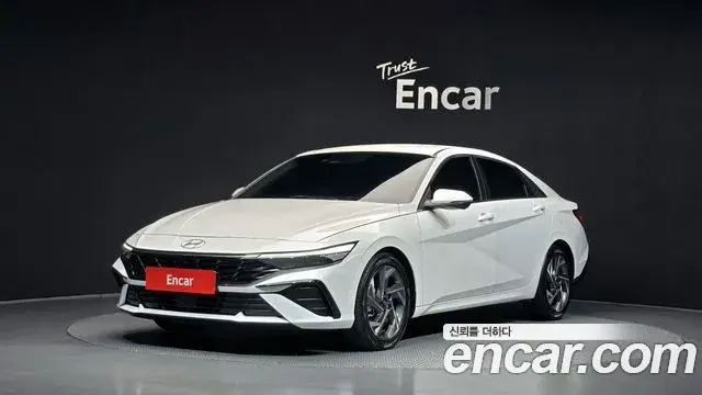 Hyundai AVANTE 1.6 Inspiration 2024