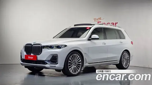 BMW X7 xDrive 40i Design Pure Excellence 6-Seater 2022