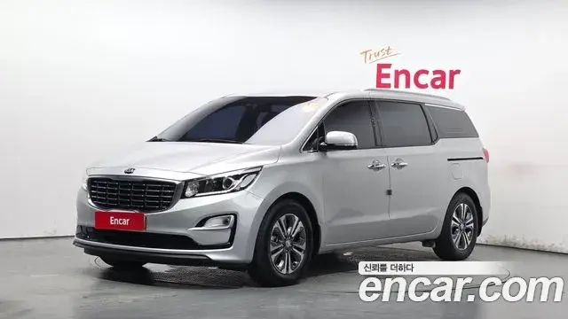 Kia Carnival 11-Seater Prestige 2020