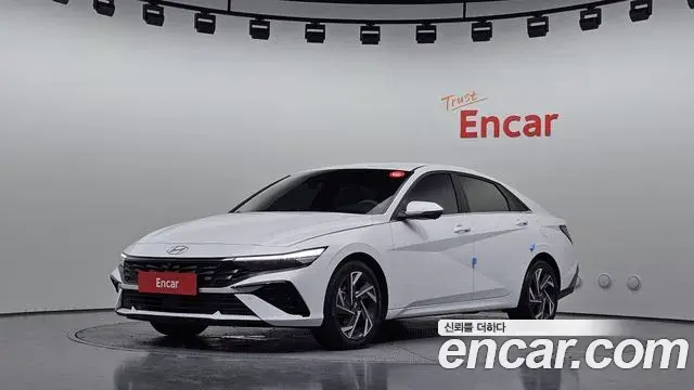Hyundai AVANTE 1.6 Inspiration 2023