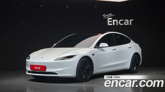Tesla Model 3 RWD 2024