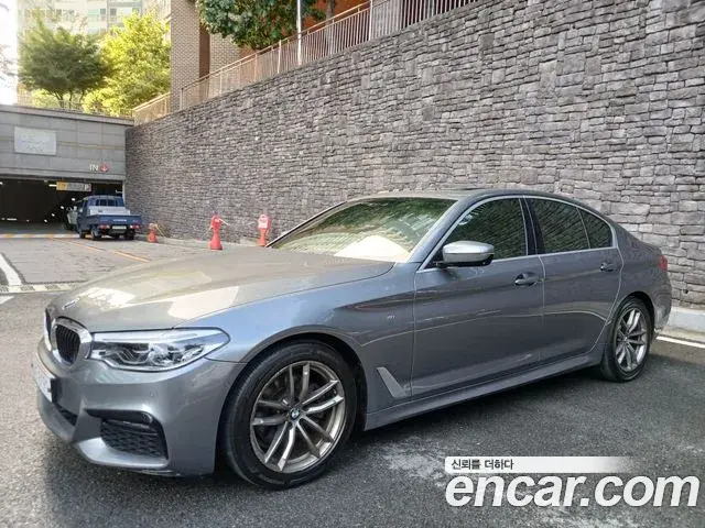 BMW 5-Series 520d xDrive M Sport Package Plus 2019