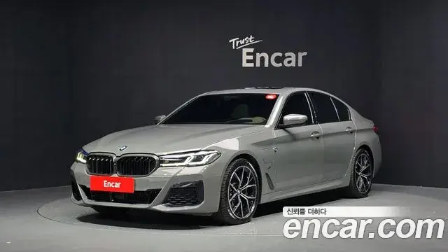 BMW 5-Series 530e M Sport 2021