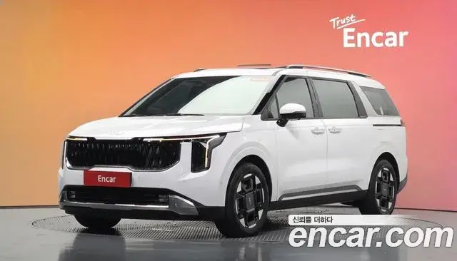 Kia Carnival HEV 9seater Signature 2024