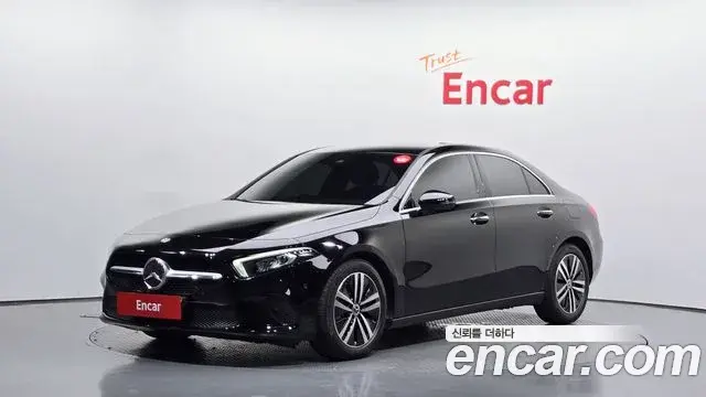 Mercedes-Benz A-Class A220 Sedan 2022