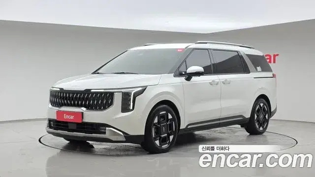 Kia Carnival Diesel 9-Seater Noblesse 2024
