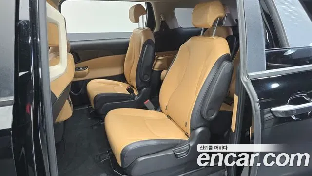 Kia Carnival Diesel 9-Seater Prestige 2020 — фото 12