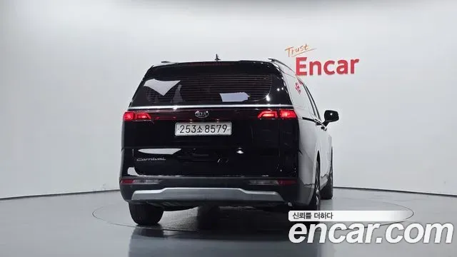 Kia Carnival Diesel 9-Seater Prestige 2020 — фото 4