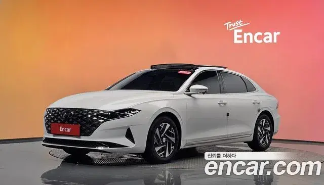Hyundai Grandeur Le Blanc 2021