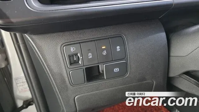 Hyundai Staria Cargo 3-Seater Modern 2021 — фото 15
