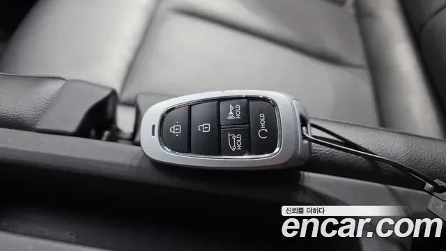 Hyundai Staria Cargo 3-Seater Modern 2021 — фото 19