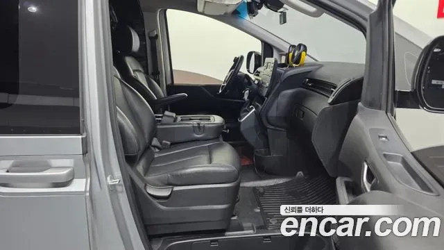 Hyundai Staria Cargo 3-Seater Modern 2021 — фото 11