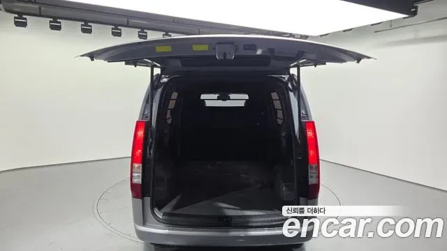 Hyundai Staria Cargo 3-Seater Modern 2021 — фото 20