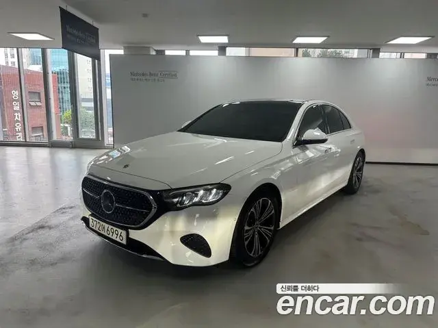 Mercedes-Benz E-Class E200 Avantgarde 2024