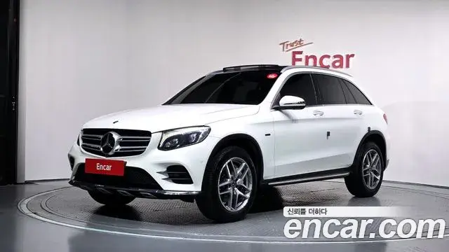 Mercedes-Benz GLC-Class GLC350e 4MATIC AMG Line 2019