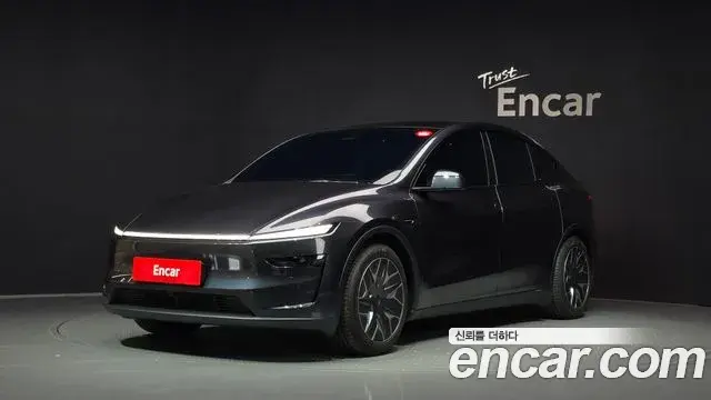 Tesla Model Y L Long Range AWD 2026