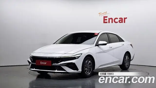 Hyundai AVANTE 1.6 Modern 2024