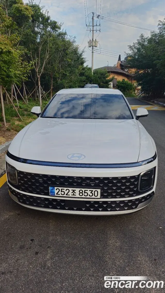 Hyundai Grandeur 2,5 Gasoline 2WD Exclusive 2024