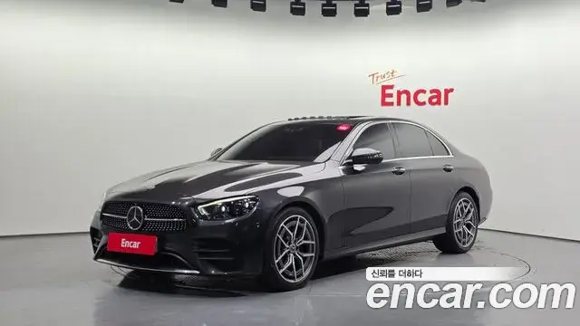 Mercedes-Benz E-Class E220d 4MATIC AMG Line 2021