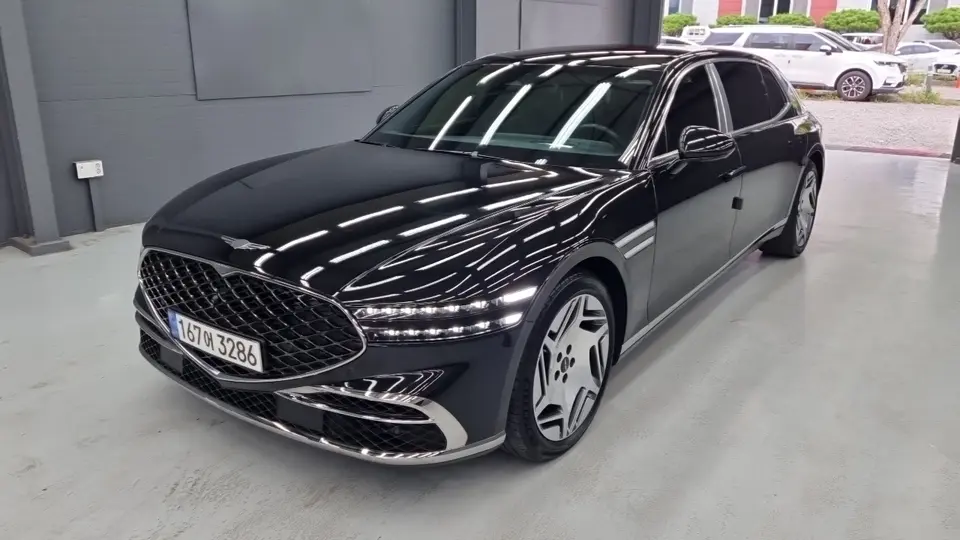Genesis G90 Gasoline 3.5 Turbo e-S/C AWD LWB 2022
