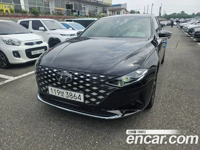Hyundai Grandeur Le Blanc 2022