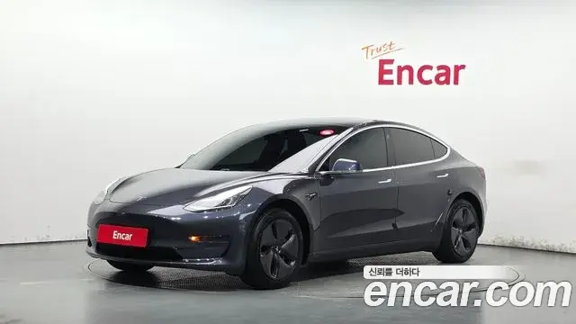 Tesla Model 3 Standard Range Plue RWD 2020