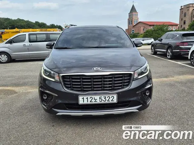 Kia Carnival 9-Seater Prstige 2020