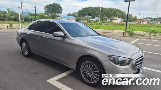 Mercedes-Benz E-Class E220d 4MATIC Exclusive 2023