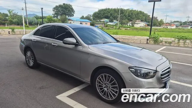 Mercedes-Benz E-Class E220d 4MATIC Exclusive 2023
