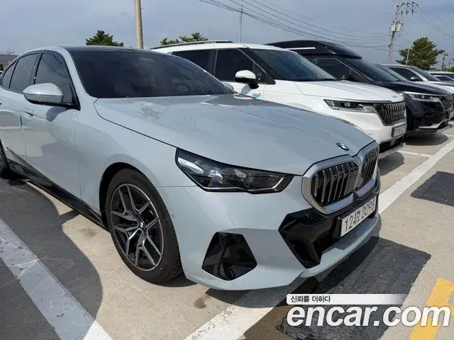BMW 5-Series 520i M Sport 2026