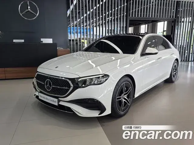 Mercedes-Benz E-Class E200 AMG Line 2025