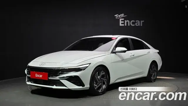 Hyundai AVANTE 1.6 Inspiration 2024