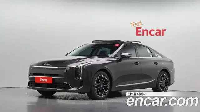 Kia K8 Signature 2025