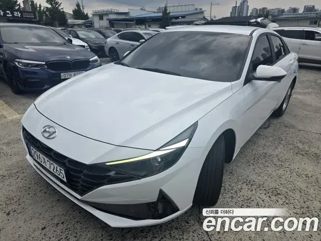 Hyundai AVANTE 1.6 Modern 2022