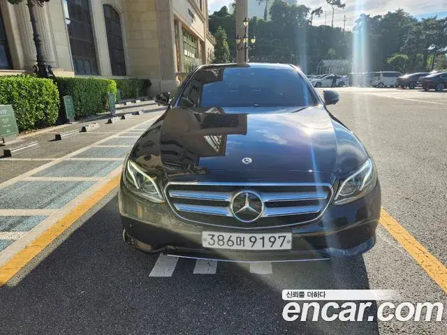 Mercedes-Benz E-Class E300 Avantgarde 2020