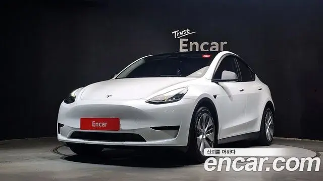 Tesla Model Y RWD 2023