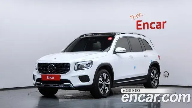 Mercedes-Benz GLB-Class GLB200 d 2023