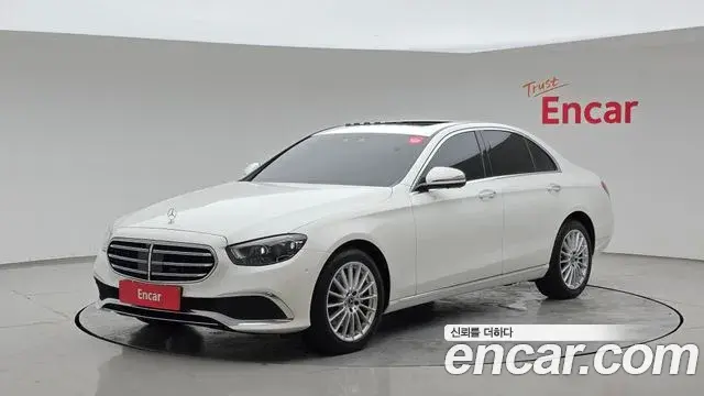 Mercedes-Benz E-Class E250 Exclusive 2022