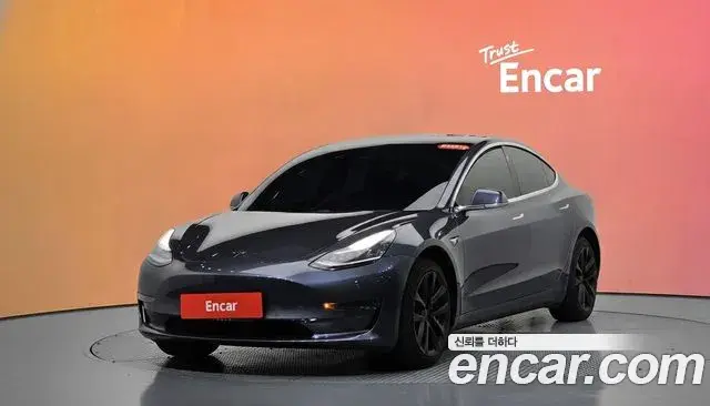 Tesla Model 3 Standard Range Plue RWD 2020