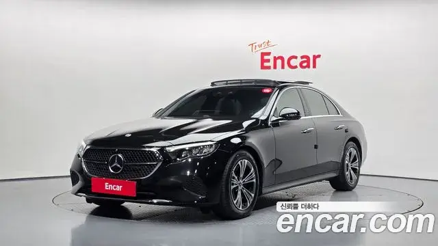 Mercedes-Benz E-Class E200 Avantgarde 2025