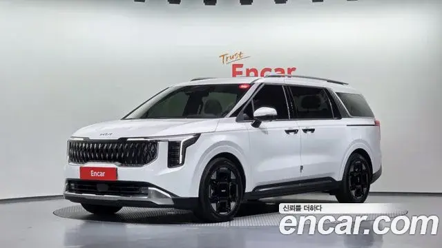 Kia Carnival Diesel 7-Seater Signature 2024