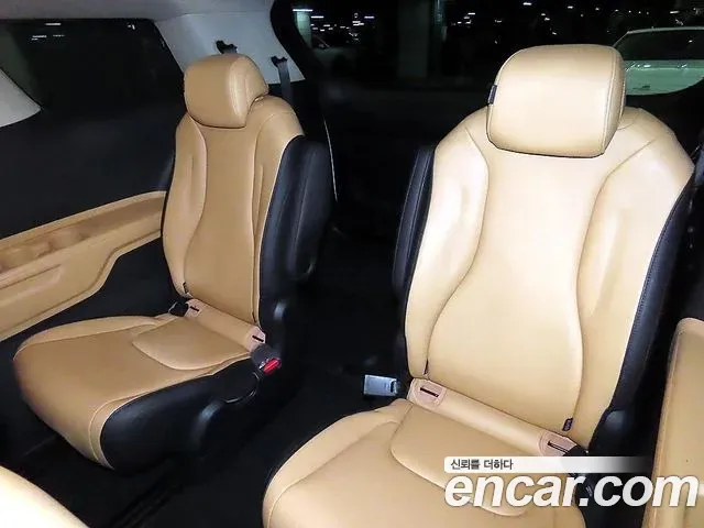 Kia Carnival Diesel 9-Seater Noblesse 2020 — фото 8