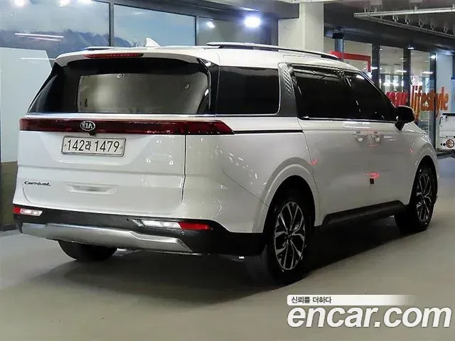 Kia Carnival Diesel 9-Seater Noblesse 2020 — фото 4