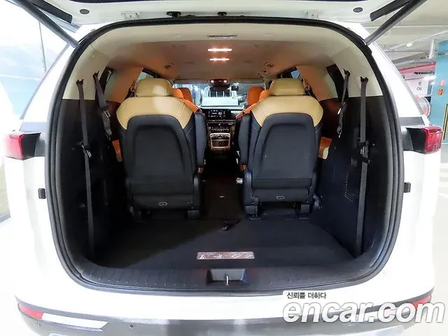 Kia Carnival Diesel 9-Seater Noblesse 2020 — фото 17