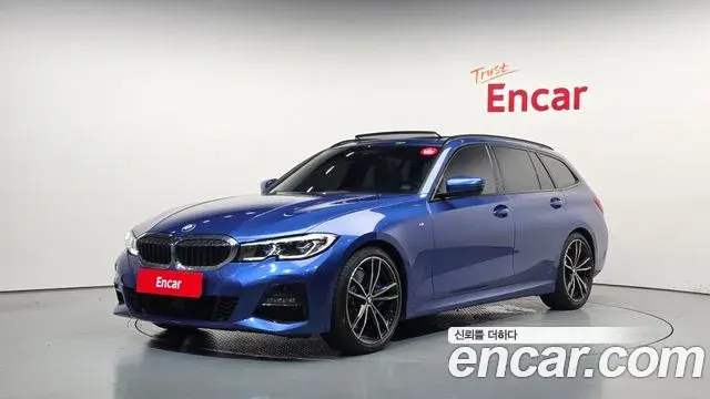 BMW 3-Series 320i Touring M Sports 2022