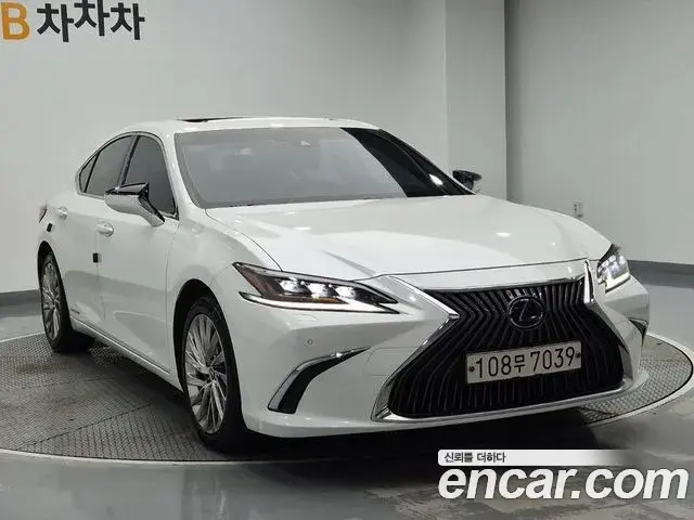 Lexus ES Executive 2020