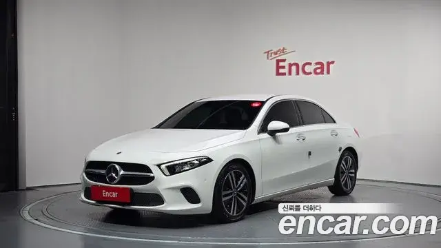 Mercedes-Benz A-Class A220 Sedan 2021